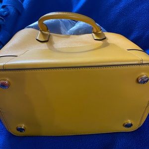 Michael Kors Trista Large Grab Bag Brand New Never Used